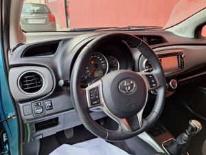 Toyota Yaris 1.3  100cv active 