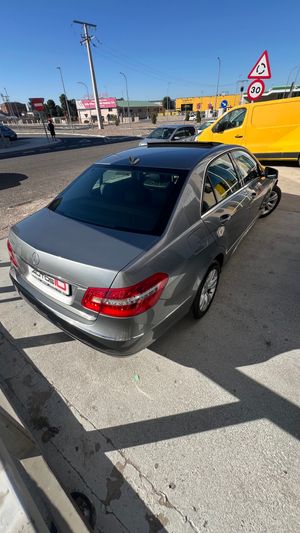 Mercedes Clase E 250 Blue Efficiency Avantgarde nacional con libro   - Foto 8