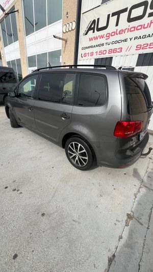 Volkswagen Touran  1.6 TDI 105cv Advance Bluemotion Tech 7 plazas 6 velocidades   - Foto 5