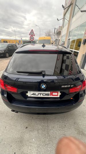 BMW Serie 5 520D TOURING nacional con libro de mantenimiento   - Foto 7