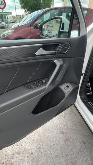 Volkswagen Tiguan RLine 2.0 TDI DSG   - Foto 19
