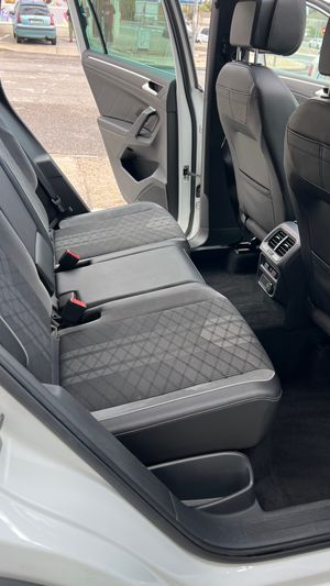 Volkswagen Tiguan RLine 2.0 TDI DSG   - Foto 11