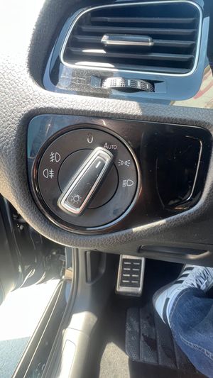 Volkswagen Golf GTD 2.0 TDI TECHO CUERO FULL   - Foto 24
