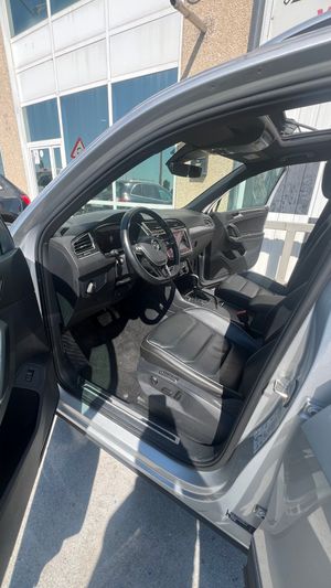 Volkswagen Tiguan 150CV CON TECHO PANORAMICO   - Foto 14