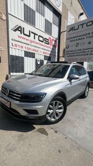 Volkswagen Tiguan 150CV CON TECHO PANORAMICO   - Foto 2