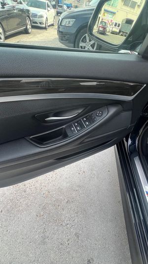 BMW Serie 5 520D PACK M   - Foto 17