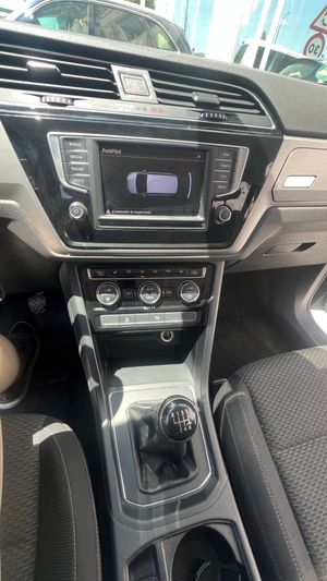 Volkswagen Touran 2.0tdi 150cv 7 plazas   - Foto 19