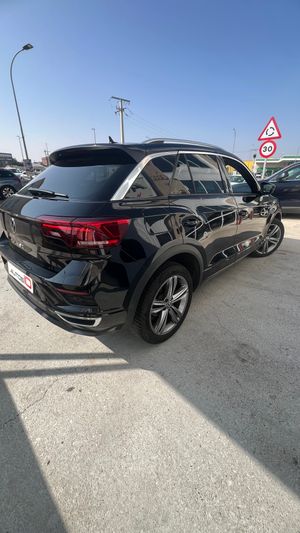 Volkswagen T-Roc motor 2.0 tdi 150cv pack r line   - Foto 8