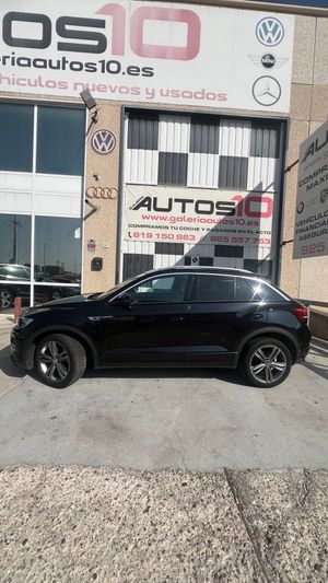 Volkswagen T-Roc motor 2.0 tdi 150cv pack r line   - Foto 5