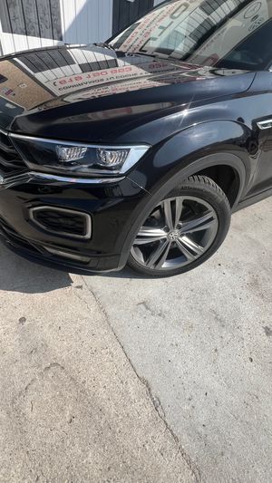 Volkswagen T-Roc motor 2.0 tdi 150cv pack r line   - Foto 3