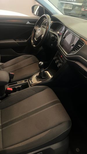 Volkswagen T-Roc Advance 1.0 TSI nacional    - Foto 10