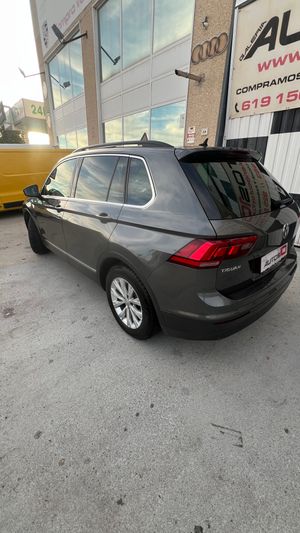 Volkswagen Tiguan 150 cv  - Foto 6