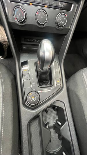 Volkswagen Tiguan Sport 2.0 TDI 4Motion DSG  - Foto 20
