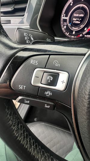 Volkswagen Tiguan Sport 2.0 TDI 4Motion DSG  - Foto 21