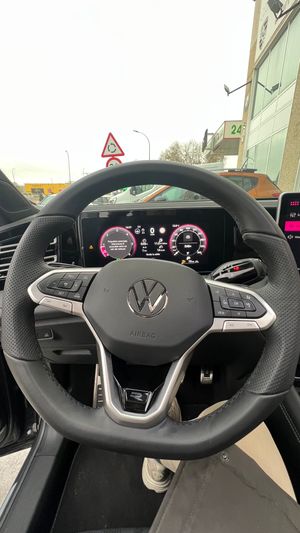 Volkswagen Tiguan RLine 2.0 TDI DSG 4Motion - Foto 20