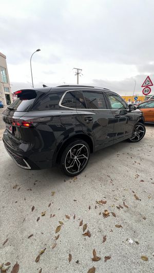 Volkswagen Tiguan RLine 2.0 TDI DSG 4Motion - Foto 8