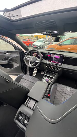 Volkswagen Tiguan RLine 2.0 TDI DSG 4Motion - Foto 11