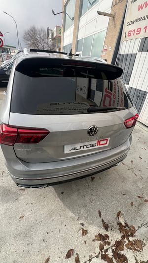 Volkswagen Tiguan R LINE 150CV 7 PLAZAS - Foto 6