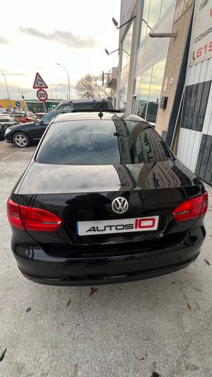 Volkswagen Jetta diesel cambio automatico - Foto 6