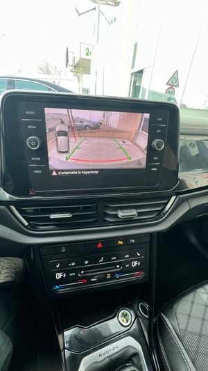 Volkswagen T-Roc RLine 2.0 TDI DSG 4x4 - Foto 23