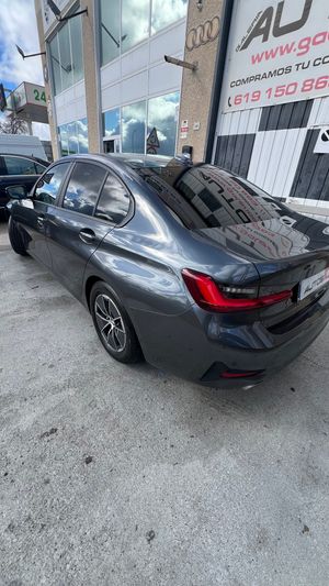 BMW Serie 3 318 i automatico 150cv - Foto 5