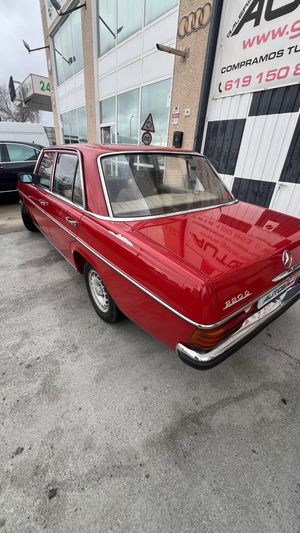 Mercedes 220 diesel año 1975 - Foto 5