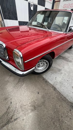 Mercedes 220 diesel año 1975 - Foto 3