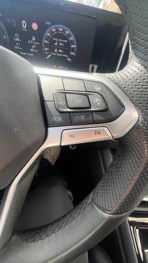 Volkswagen Tiguan RLine 2.0 TDI DSG 4Motion0 193cv - Foto 21