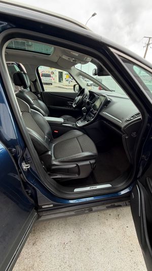 Renault Grand Scénic Diesel cambio automático 160cv 7 plazas - Foto 12