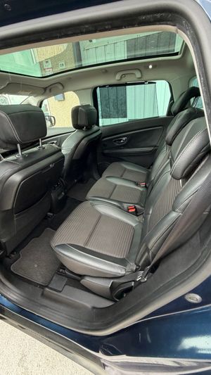 Renault Grand Scénic Diesel cambio automático 160cv 7 plazas - Foto 14