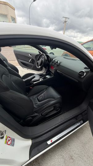 Audi TT  2.0 TDI DPF quattro s line 170cv - Foto 8