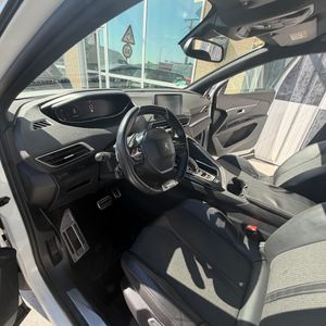 Peugeot 5008 120cv 7 plazas - Foto 15