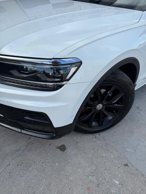 Volkswagen Tiguan 150 cv - Foto 3