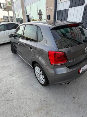 Volkswagen Polo GASOLINA CAMBIO AUTOMATICO - Foto 4