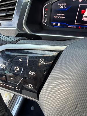 Volkswagen Tiguan 150cv R LINE - Foto 19