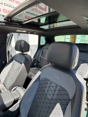 Volkswagen Tiguan r line 150cv DSG - Foto 17