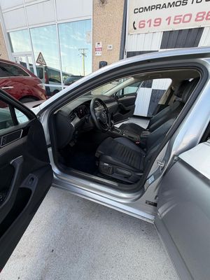 Volkswagen Passat 2.0TDI 150CV CAMBIO AUTOMATICO 2.0TDI 150CV CAMBIO AUTOMATICO - Foto 18