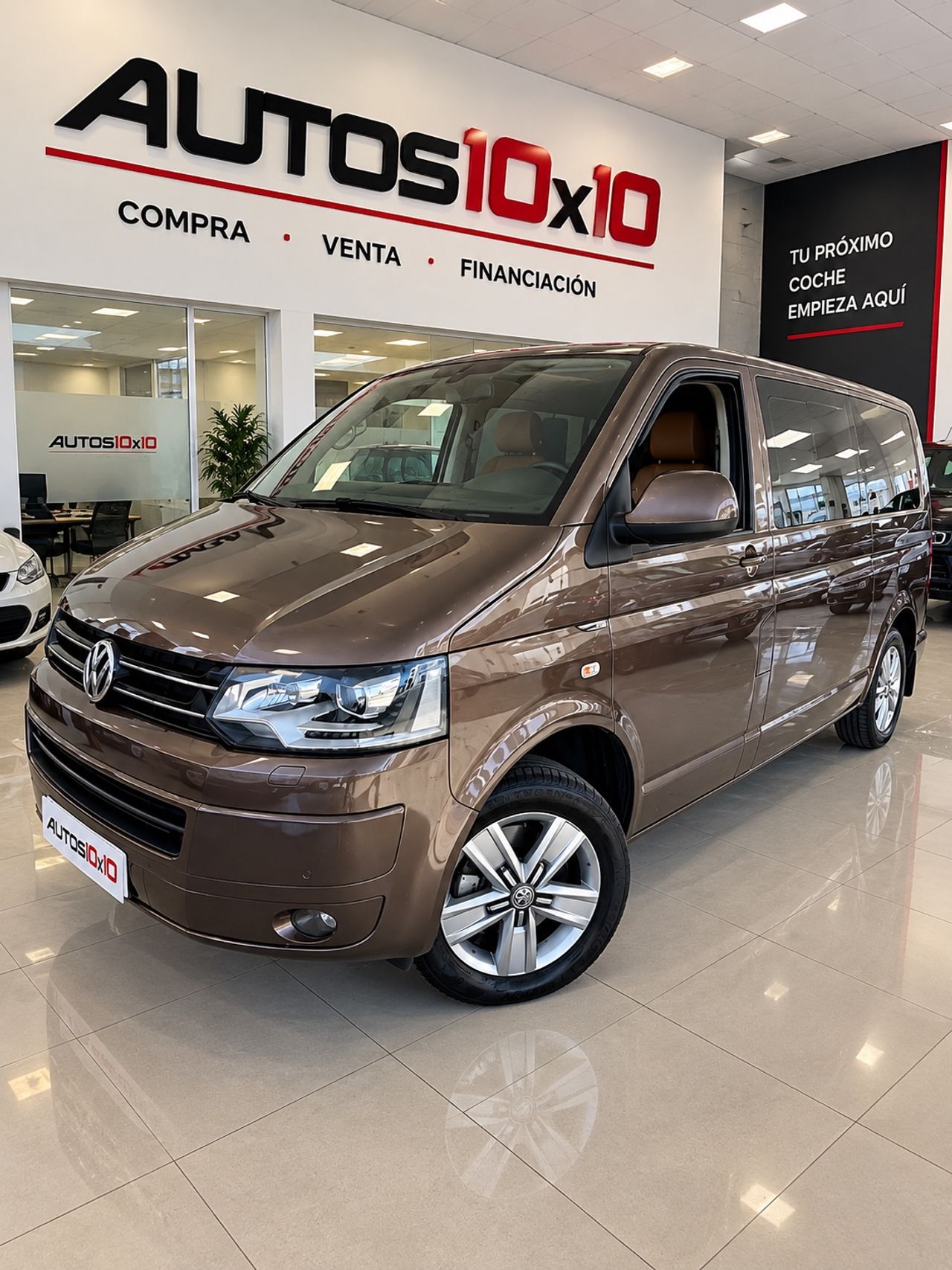Volkswagen Transporter 8 PLAZAS - Foto 1
