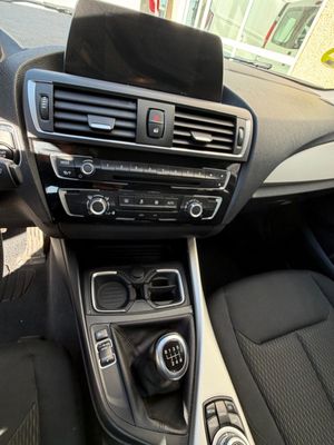BMW Serie 1 116d 5p EfficientDynamics - Foto 17