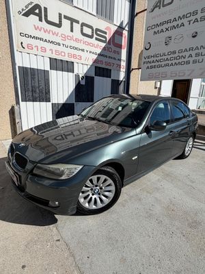 BMW Serie 3 318d Berlina bmw 318d - Foto 2