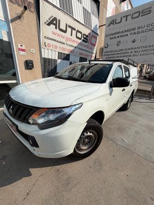 Mitsubishi L200 Double Cab 250 DI-D Motion - Foto 2
