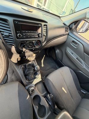 Mitsubishi L200 Double Cab 250 DI-D Motion - Foto 11
