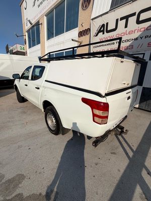 Mitsubishi L200 Double Cab 250 DI-D Motion - Foto 5