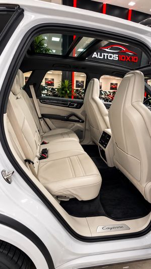 Porsche Cayenne E-Hybrid - Foto 7