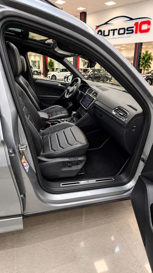 Volkswagen Tiguan Allspace R-Line 2.0 TDI 147 kW rl ine 7 plazas 200cv - Foto 9