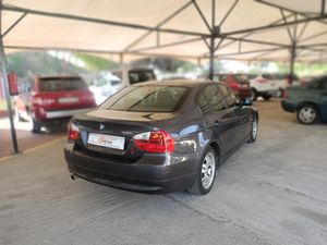 BMW Serie 3 318 i   - Foto 6