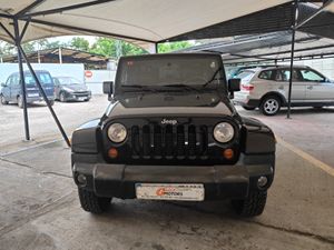 Jeep Wrangler 2.8 CRD SPORT   - Foto 8