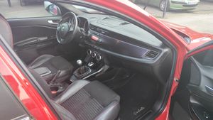 Alfa Romeo Giulietta 2.0 JTDM   - Foto 11