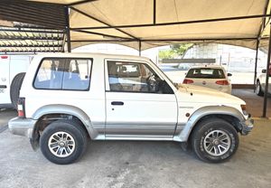 Mitsubishi Montero 2.5 TDI GLS STSN. CORTO   - Foto 3