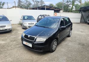 Skoda Fabia 1.2 YOUNG   - Foto 2